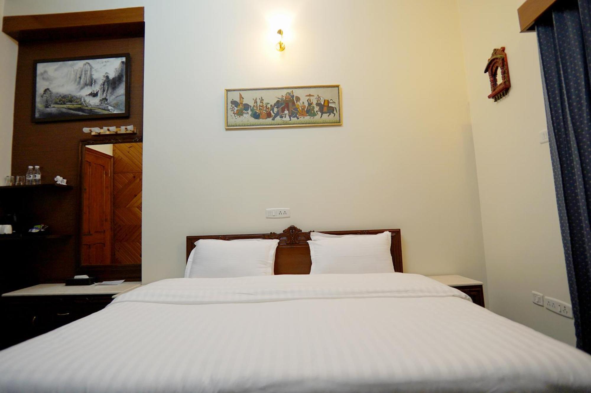 Bed and Breakfast The Edgeworth Shimla Exterior foto
